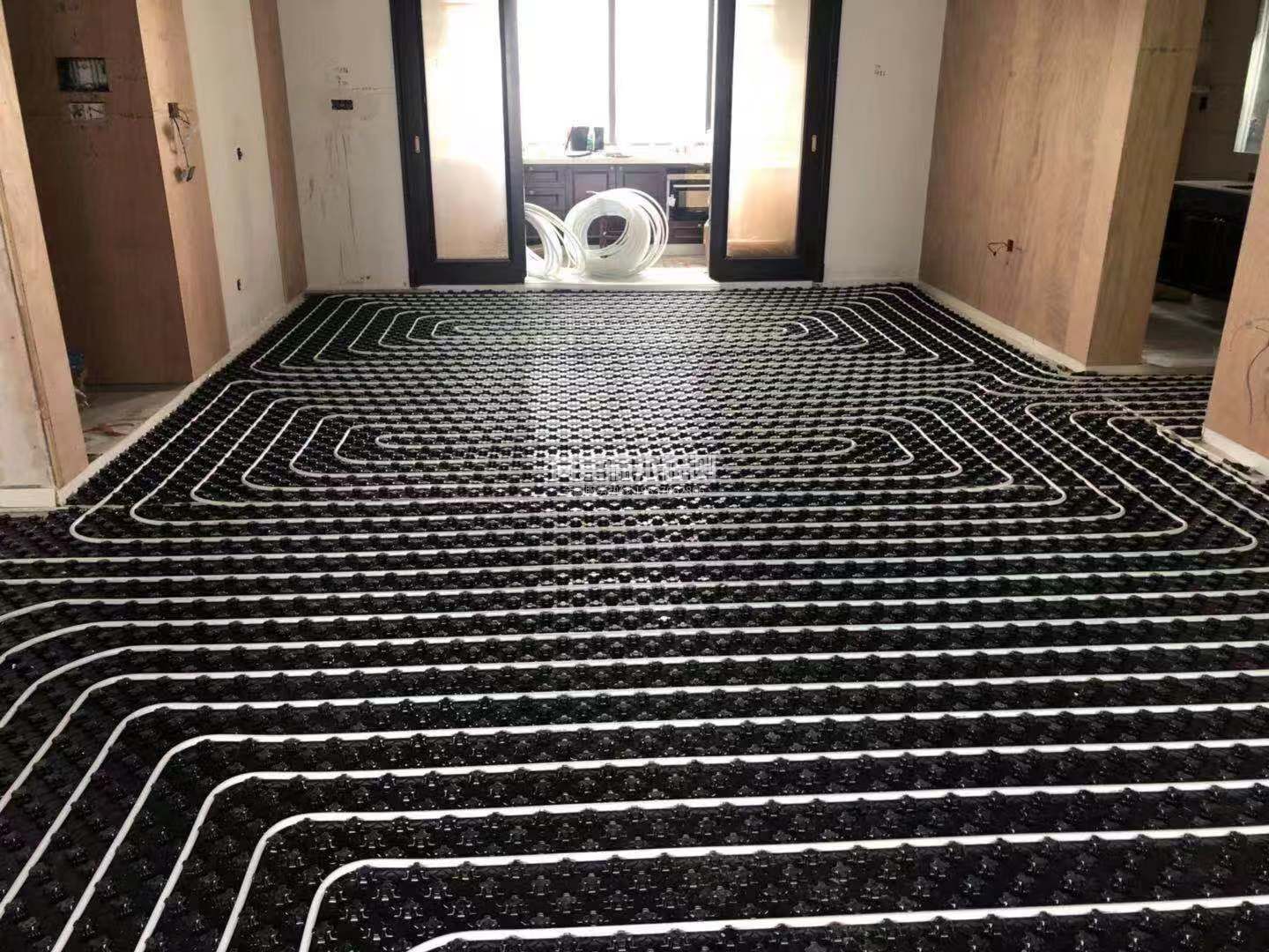 且末地暖供热前需要注意什么_？
